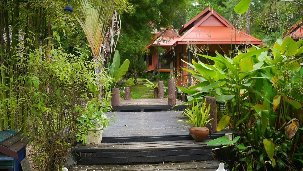 Pho Rak Nah Pai Hotel Buitenkant foto